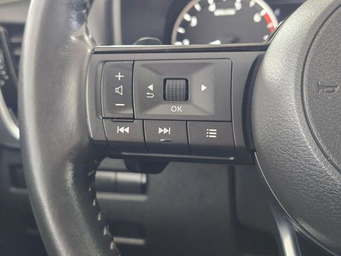 Used 2021 Nissan Rogue SV w/ Premium Package image 27