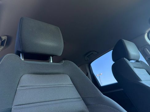 Used 2018 Honda CR-V LX image 19