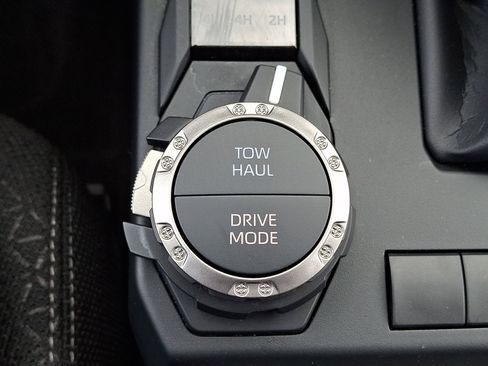 Used 2025 Toyota 4Runner SR5 image 25