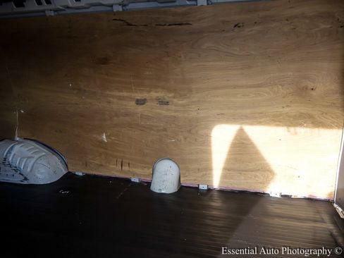 Used 2018 GMC Savana 3500 Extended w/ Driver Convenience Package image 22