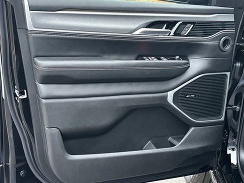 New 2025 Jeep Wagoneer Series II w/ Premium Group I image 11