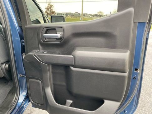 Used 2019 Chevrolet Silverado 1500 Custom Trail Boss w/ Custom Convenience Package image 23