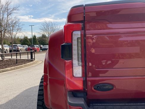 Used 2024 Ford F450 Limited w/ FX4 Off-Road Package image 45