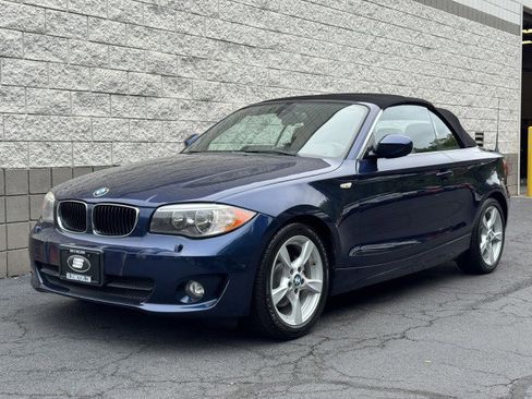 Used 2013 BMW 128i Convertible w/ Premium Pkg image 11