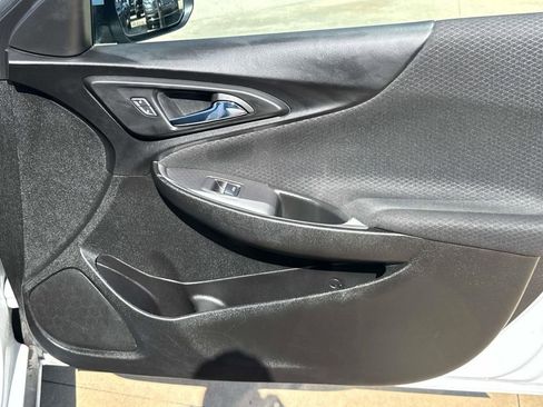 Used 2023 Chevrolet Malibu LT image 16