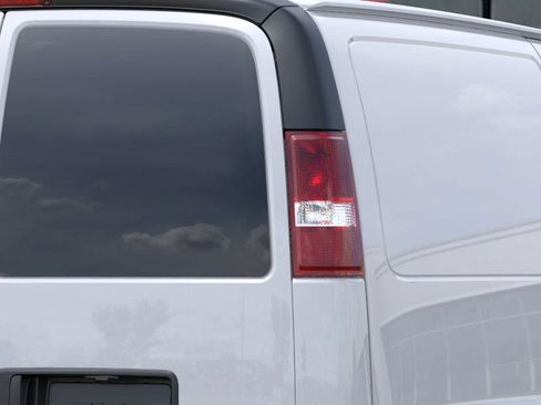 New 2025 GMC Savana 2500 w/ Driver Convenience Package image 11