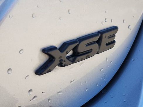Used 2024 Toyota Camry XSE FWD image 7