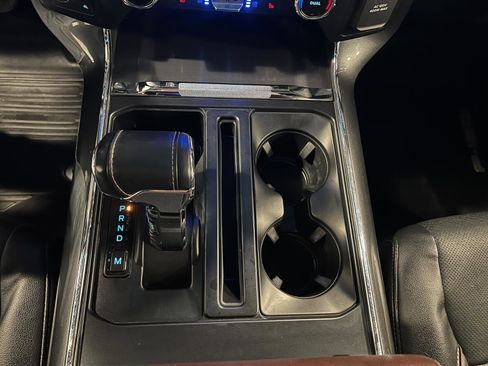 Used 2022 Ford F150 Lariat image 21