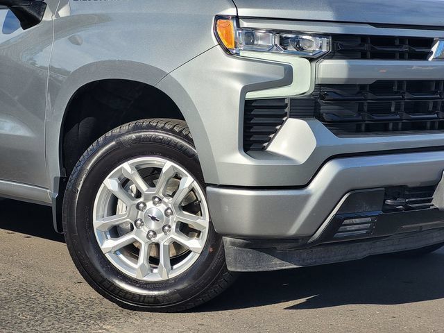 Used 2026 Chevrolet Silverado 1500 RST AWD/4WD image 3