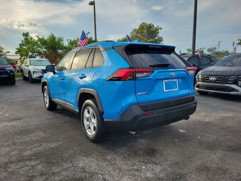Used 2019 Toyota RAV4 XLE FWD image 9