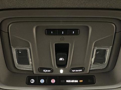 Used 2019 Chevrolet Silverado 1500 LT Trail Boss AWD/4WD image 33
