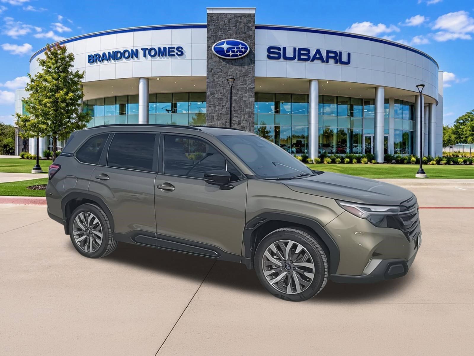 Used 2026 Subaru Forester Touring AWD/4WD image 2