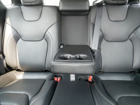 Used 2021 Jeep Cherokee Latitude Lux 80th Anniv w/ Quick Order Package 26U 80TH AWD/4WD image 13