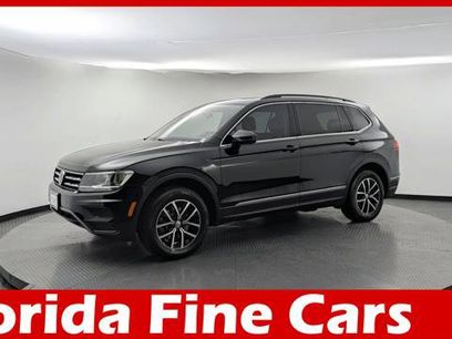Used 2021 Volkswagen Tiguan SE w/ Panoramic Sunroof Package