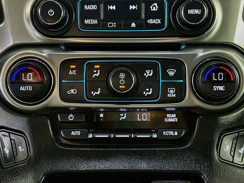 Used 2020 Chevrolet Tahoe LT AWD/4WD image 17