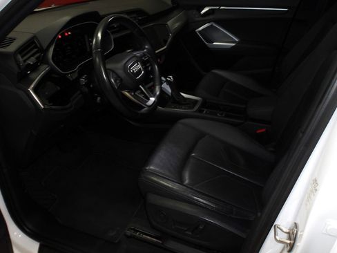 Used 2019 Audi Q3 2.0T Premium image 11