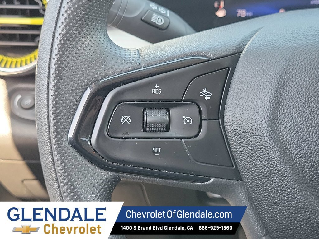 Used 2025 Chevrolet Trax LT FWD image 22