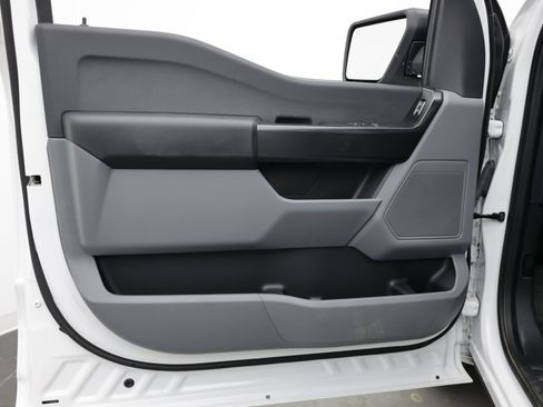 Used 2024 Ford F150 XL RWD image 14