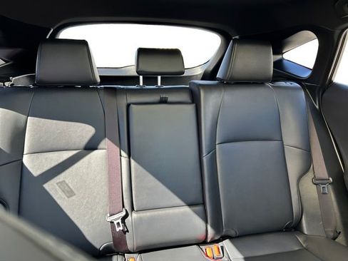 Certified 2024 Toyota Venza Nightshade image 17