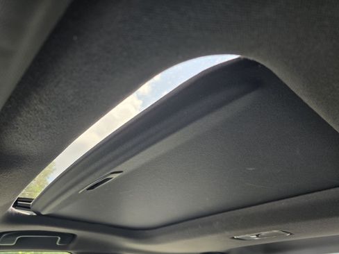 Used 2020 Toyota Corolla XSE FWD image 24
