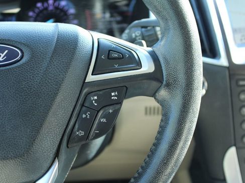Used 2018 Ford Edge Titanium w/ Equipment Group 301A FWD image 23