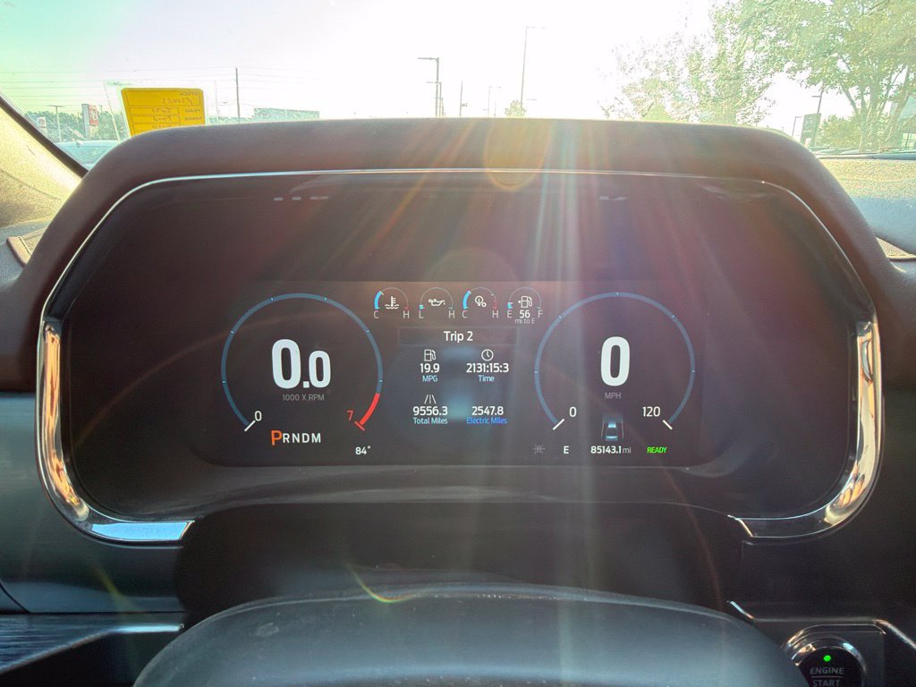 Used 2021 Ford F150 Lariat AWD/4WD image 9