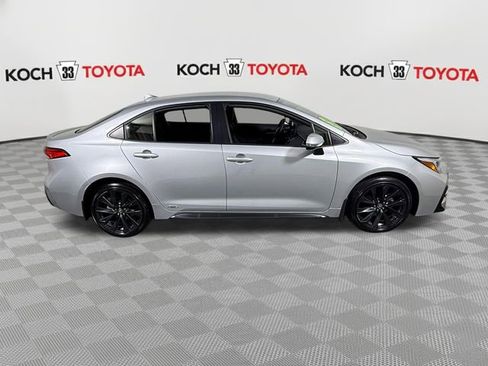 Certified 2026 Toyota Corolla SE AWD/4WD image 9