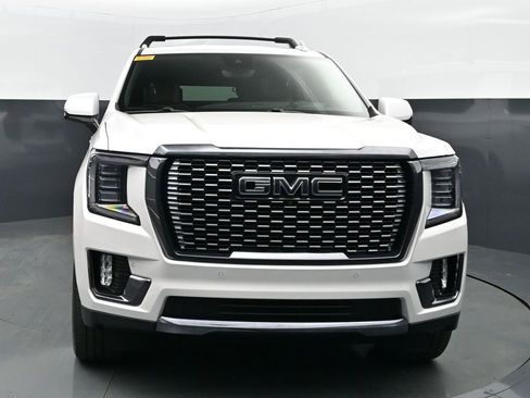 Used 2024 GMC Yukon XL Denali Ultimate image 3