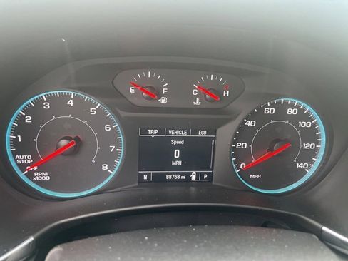 Used 2020 Chevrolet Equinox LS image 8