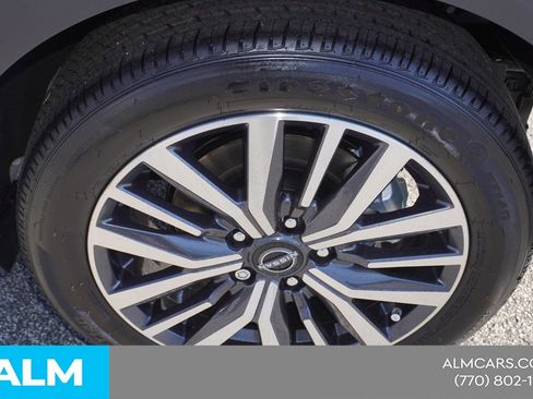 Used 2024 Nissan Kicks SV FWD image 11