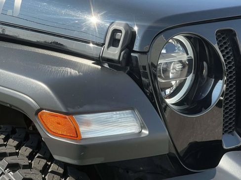 Used 2021 Jeep Wrangler Unlimited Sport AWD/4WD image 8