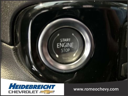 Used 2025 Chevrolet Silverado 1500 LT Trail Boss w/ Convenience Package II AWD/4WD image 30