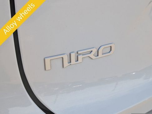 Used 2023 Kia Niro Wind image 14