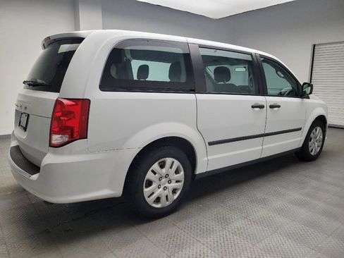 Used 2016 Dodge Grand Caravan American Value Package image 10