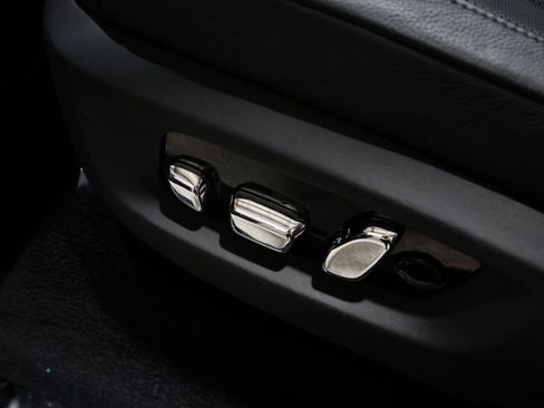 Used 2019 Rolls-Royce Cullinan image 39