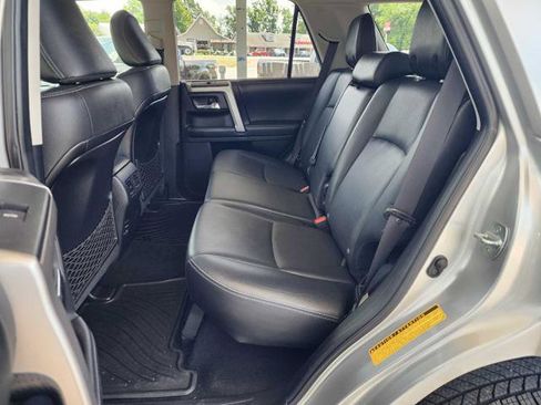 Used 2015 Toyota 4Runner Limited AWD/4WD image 13