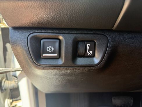 Used 2018 GMC Acadia SLT AWD/4WD image 37
