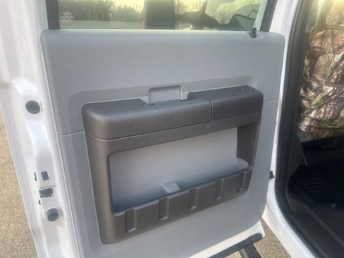 Used 2014 Ford F350 XL w/ Power Equipment Group image 20