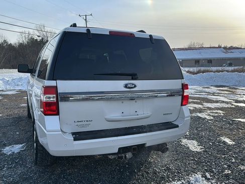 Used 2015 Ford Expedition Limited w/ Equipment Group 301A AWD/4WD image 5
