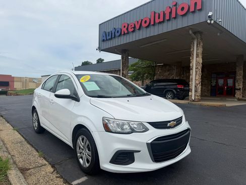 Used 2019 Chevrolet Sonic LS FWD image 1