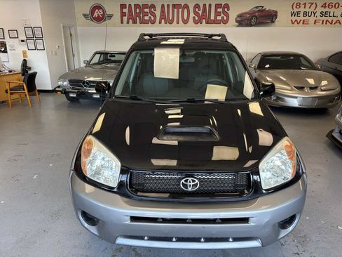 Used 2005 Toyota RAV4 2WD image 1