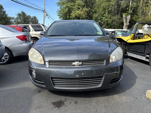Used 2010 Chevrolet Impala LS image 11