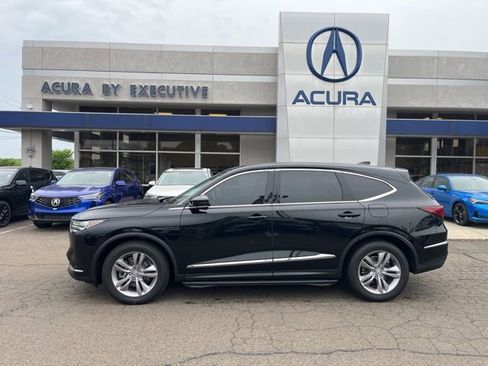 Used 2023 Acura MDX SH-AWD image 1