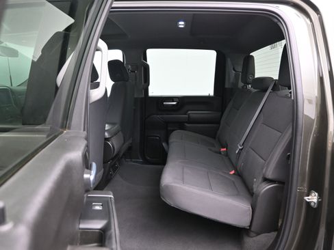 Used 2023 Chevrolet Silverado 2500 Custom w/ Custom Value Package image 27