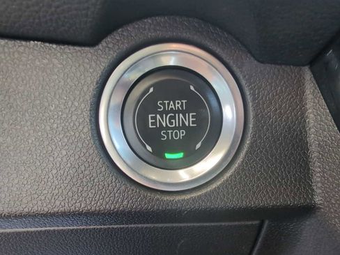 Used 2025 Chevrolet Traverse RS w/ LPO, Floor Liner Package image 17