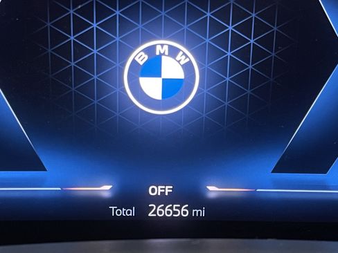 Certified 2025 BMW X6 xDrive40i w/ Parking Assistance Package AWD/4WD image 21