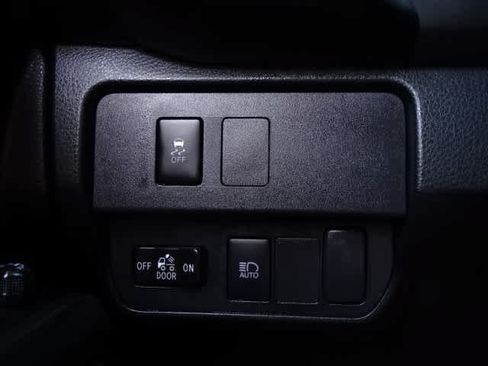 Used 2023 Toyota Tacoma SR AWD/4WD image 38