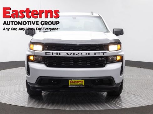 Used 2021 Chevrolet Silverado 1500 Custom w/ LPO, Dark Essentials Package AWD/4WD image 2