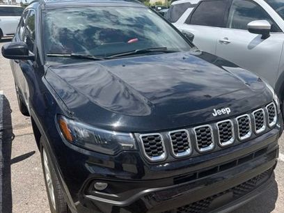 Used 2025 Jeep Compass Latitude