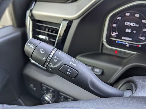 Used 2024 GMC Sierra 2500 Denali w/ Denali Reserve Package image 57